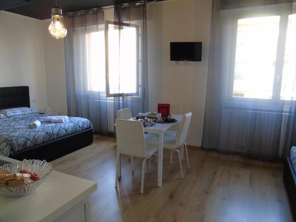Casa Leonardo Airport Hotel Azzano San Paolo Bagian luar foto