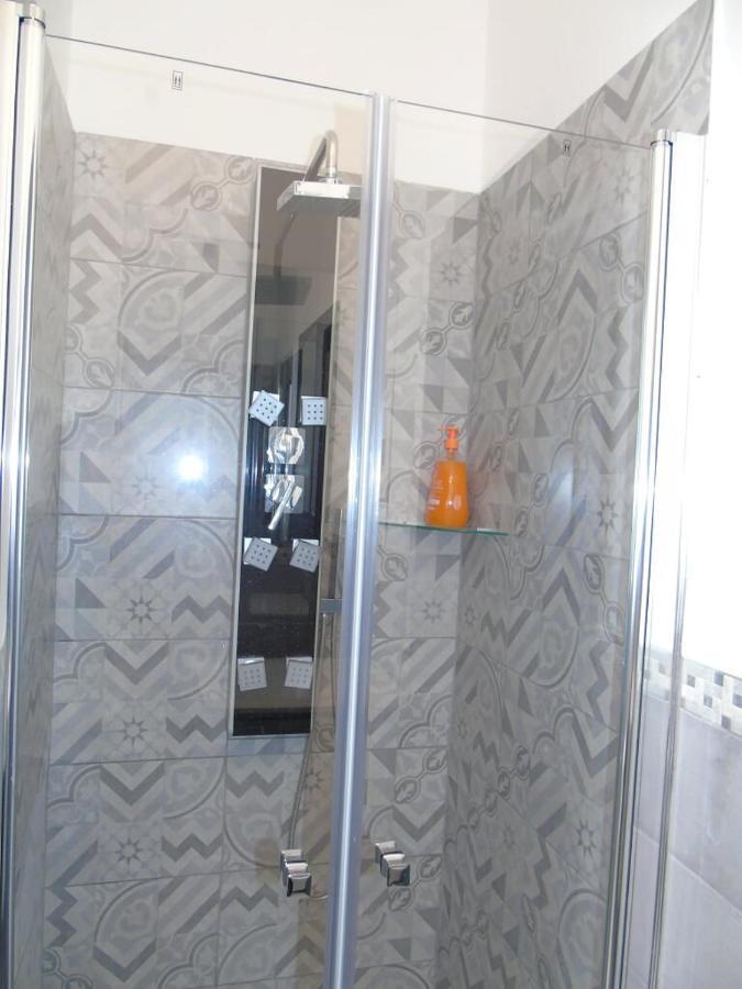 Casa Leonardo Airport Hotel Azzano San Paolo Bagian luar foto
