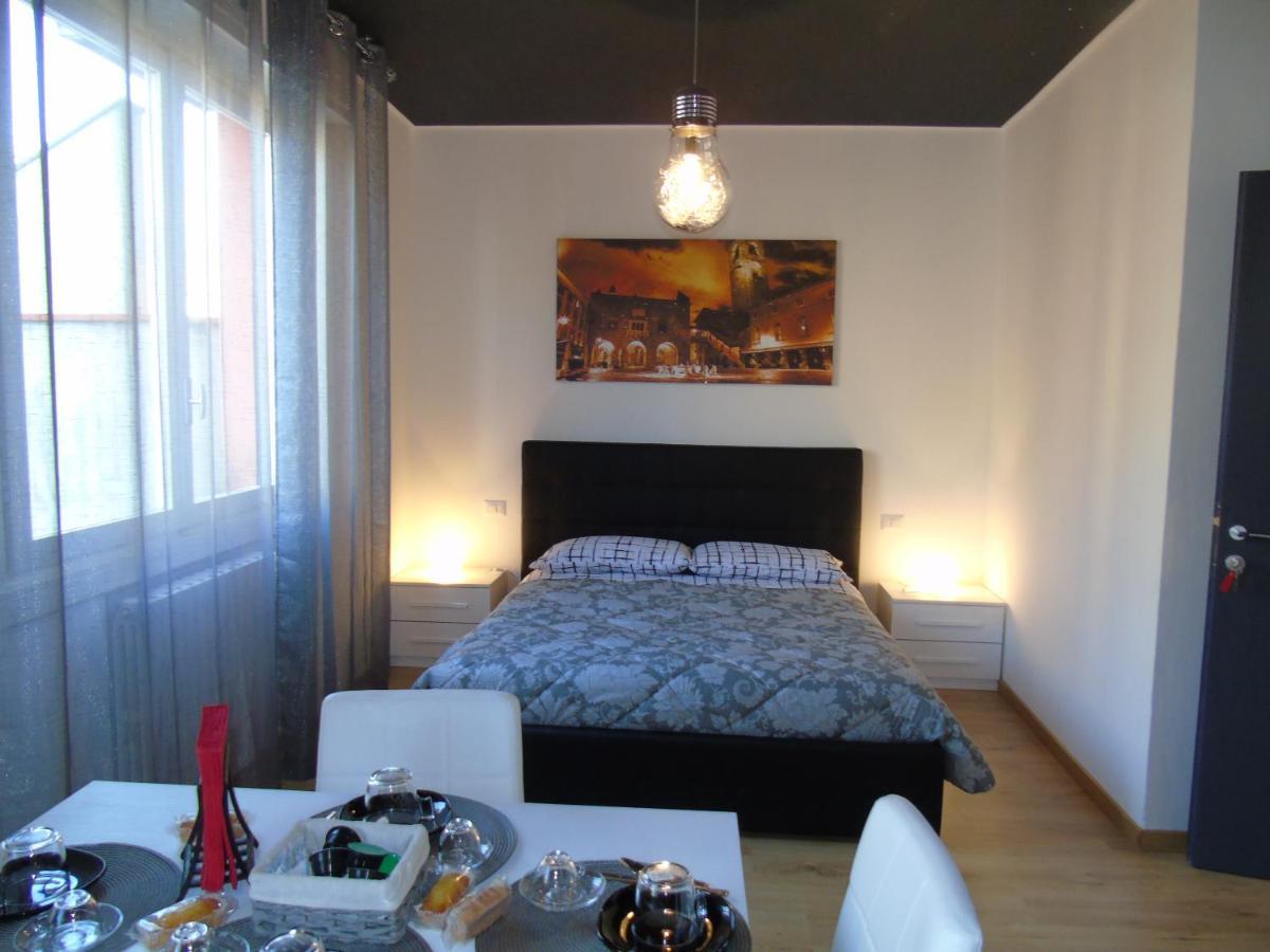 Casa Leonardo Airport Hotel Azzano San Paolo Bagian luar foto