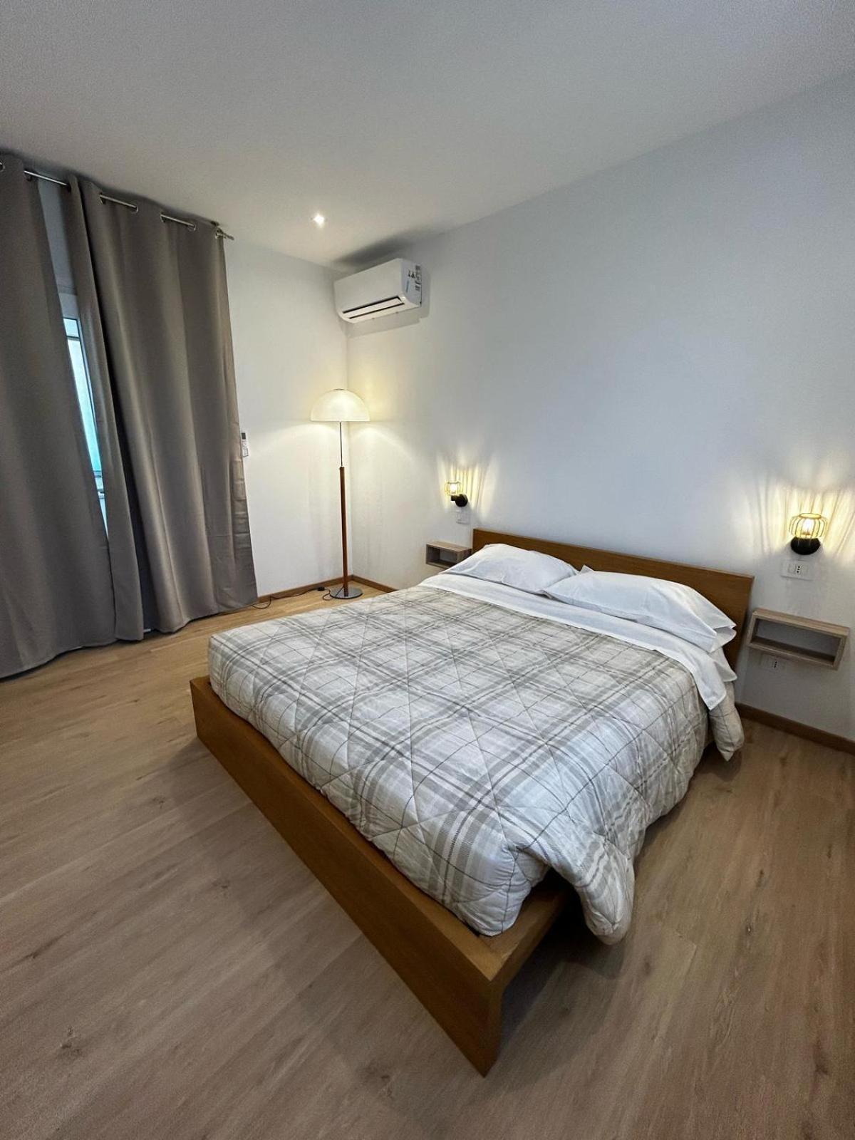 Casa Leonardo Airport Hotel Azzano San Paolo Bagian luar foto